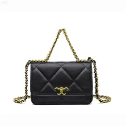 Wholesale Womens Pu Leather Small Square Handbag with Latch Chain Shoulder Trendy Fashion Durable