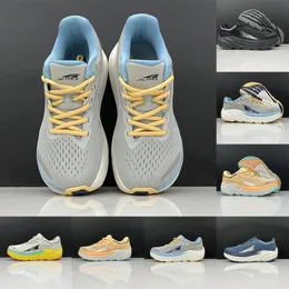 Altra عبر Olympus Running Shoes for Men نساء حجم كبير 36-47 Run Designer Sneakers صدمة امتصاص ثلاثة أضعاف أسود فاتح رمادي اللون الأزرق المشي مدربون الولايات المتحدة 12.5