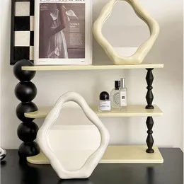 Nordische Elektroplatte Silberspiegel Crafts Desktop Spiegel Toilettenwand Make -up Spiegel für Badezimmer Wohnzimmerstudium Wohnheimdekoration