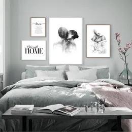 Nordic Black White Spalla Kiss Hand Wall Art Canvas Poster Minimalista Stampa Minimalista Citazioni di pittura Piccola per decorazioni per soggiorno