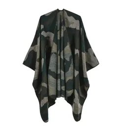 Padrão de camuflagem militar quente feminina Ponquilhas e capas de grandes dimensões Cardigan envolve a capa de cashmere grossa para viajar