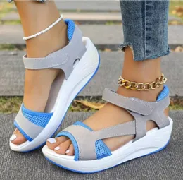 Sandalen Sommer großgröße 35-42 Wedge Plattform Frauenschuhe 2024 Freizeit Sport Frauen Licht Alltagsstrandschuh