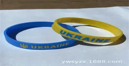 2022 Supporto braccialetti ucraine Ucraine Braccialetti di gomma in silicone Braccialetti ucraini che sono con ucraino Giallo Blue Sports El9742336