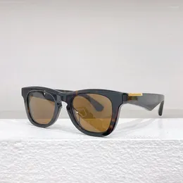 Okulary przeciwsłoneczne mody uliczne żółwiowe odcienie B4426U Cat Eye Sunnies Spring 2024 Ins Style 8.0 mm octanowe okulary słoneczne