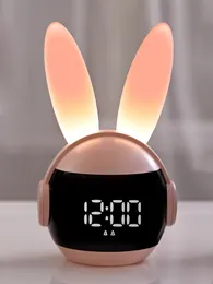 Rainbow Rabbit LED Digital Clock eletrônico LED Display Som Controle