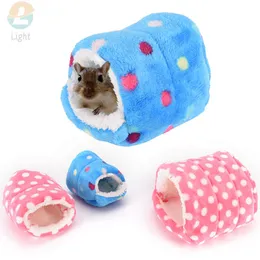 Acessórios para gaiolas de animais pequenos Cama de hamster de inverno para a cobaia Chinchilla Ferret Squirrel Rat brincando de dormir