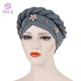 Kvinnor Cross Twist Braid Hat Flower Golden Pearl Muslim Hair Loss Cancer Hat Chemo Beanie Cap Hijab Pannband Hårtillbehör 240410