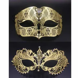 Mascheri per feste Gold Metal Mask Party Phantom Men Women Filigree Venetian Mask Set Masquerade Coppia Set Crystal Cosplay Prom Wedding 314n