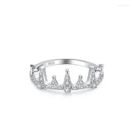 Klusterringar STL S925 Sterling Silver Nisch Design Feeling Crown Ring Female Fashion Personlighet Sentiment