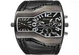 Нарученные часы 5 Colors Super Cool Men Quartz Watches Oulm 1220 Двойное шоу Snake Band Casual Sports мужская армия Clock 8870698