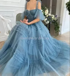 Elegant blå en linje prom klänningar lång älskling spaghetti remmar tyll ruffles tiered formell klänning kväll party klänning anpassad mad8933323