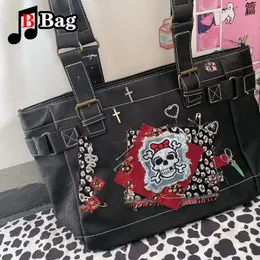 DHgate.com:Y2K Single-Shoulder Skull Pin Underarm Bag
