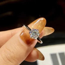 Bandringe Gra Luxus 0,5-2ct Moissanit Diamond Card Ring Womens Gift True 925 Sterling Silber Engagement Sparkling Exquisite Schmuck J240410