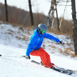 2023 Ny skidhjälm smart utomhus snö sport snowboard bluetooth telefon säkra hjälmar sos varning walkie talkie skidutrustning