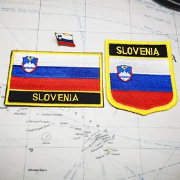 Eslovênia Bandeira da bandeira nacional Bordado Badge Shield e Square Shape Pin Um conjunto na decoração da mochila de braçadeira de pano