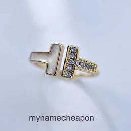 Anéis de designer de primeira classe para feminino Tifancy de alta qualidade Preservando o mesmo champanhe Gold Gold Red Double T Ring Setting Setting Diamond Classic Design Original 1: 1