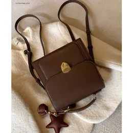 I designer di borse sono i venditori caldi Cierra Korey Post portatile Small Bag Nuova Feeling Show Cohching Crossbody