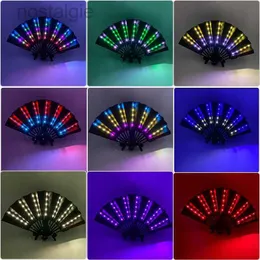 LED Rave Toy LED مروحة وميض قابلة للطي الأضواء المصباح مروحة ليلة عرض مضيئة DJ الفلورسنت بار نادي توهج الحفلات لوازمة اللون تغيير المروحة 240410