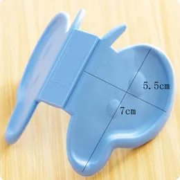 Adorable Butterfly-Shaped Silicone Anti-Scald Clip Hot Plate Pot Plate Pan Dish Clamp Take Bowl Kitchen Tool Gadget Magnet Tool