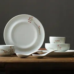 Hotellförsörjning handmålad tabellklubb Restaurang Creative Ceramic Set Dishes Bowls and Plates Bone China Set 4 PCS Set