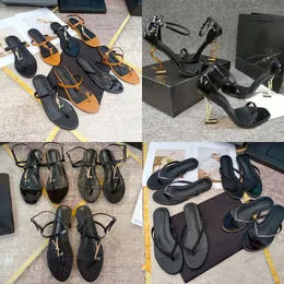 2024 Opyum y5l логотип-кальц с сандалиями с золотистыми аппаратными дизайнерами обувь Cassandra Flats Thong Sandal Flip Flops Slaper