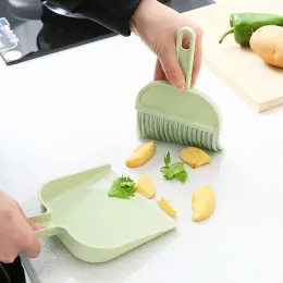 Kleiner Besen Tastatur Pinsel Haushalt Mini Dustpan Broom Desktop Kreatives Reinigungswerkzeug Kunststoff Set Feste Farbe Süßes Werkzeug