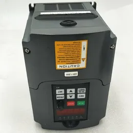 Hy VFD 1,5kW/2,2kW/4KW /5.5kw/7.5kW Frequency Converter Boost Inverter Enfas 220V Ingång Tre-fas 380V utgång