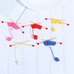 1:12 A agulhas de fio em miniatura definirá acessórios de bonecas de bonecas de bonecas de suéter muebles de juguete em miniatura acessórios