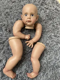 60 cm bereits gestrichene Bebe Reborn Doll Kits Maggi in dunkelbrauner Haut mit Stoffkörper und Schnuller mit COA -handgefertigtem wiedergeborenem Kit