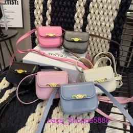 O Fonte Factory vende sacos de crossbody para barato 2024 primavera/verão novo arco triunfal saco rosa saco feminino ombro único mini boca de boca vermelha