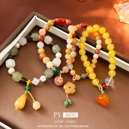 Yeni Çin tarzı Agate Yeşil Dongling Jade Çiçek Bilezik Niş tasarım hissi, yeni mizaç ve kadınlar için el yapımı mücevherler