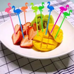 50pcs Cute Flamingo Fruit Forks Plastic Cupcake Dessert Salad Sticks Cocktail Toothpick Bachelor Hawaii Beach Party Supplies