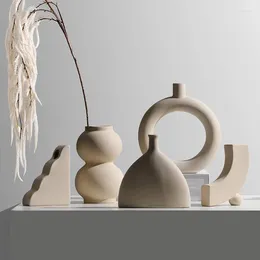 Vasen nordische minimalistische Keramik -Tabletop -Vase -Ornamente getrocknete Blumenarrangement kreative unregelmäßige Kunst Wohnzimmerdekoration