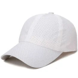 Cappello da tavola per asciugatura rapida per uomini e donne, cappello da baseball versatile casual, protezione solare all'aperto, punzonatura estiva, lingua di anatra traspirante