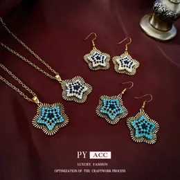 Ganchos de orelha de estrela do estilo boêmio com senso de design leve, brincos de moda casual personalizados