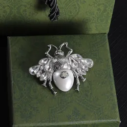Classic Fashion Silver Pearl Bee Spilla unica ali di cristallo ale Designer Gioielli Regalo per gioielli