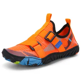 Barefoot Beach Aqua Shoes Kids Girls Boys Män Kvinnor Barn Vatten Simningskor Simt Waterschoenen Kinderen Summer Shoes