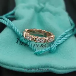 Toppkvalitetsdesignringar för kvinnors tifanti Seiko Cross Diamond Ring Full Diamond Ring Fashion Pagodas Original 1: 1 med riktig logotyp