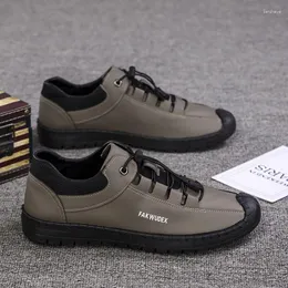 Sapatos casuais moda de trabalho na moda e esportes minimalistas versáteis de baixo corte de baixo corte tênis masculinos luxuosos