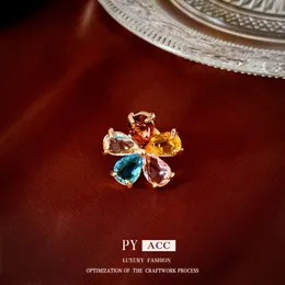 Vera spilla fiore a zircone colorato in oro dalla Corea del Sud, spilla dolce, squisita e alla moda, nuovi accessori leggeri