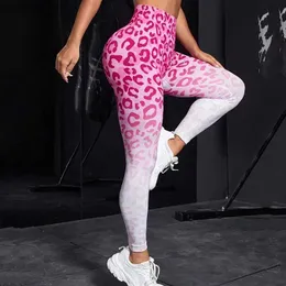 Yoga -Outfits Leopardenmuster Leggings nahtloser Hüftleben Yoga Hosen Hochtütige Sportstrumpfhosen Schnelltrocknen Fitness -Training Leggings Y240410