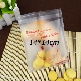 50st Frosted Smile Face Bag Biscuit Candy Självhäftande väska DIY Bakning Paket Matförpackningsväskor Festival Party 14cm*14cm