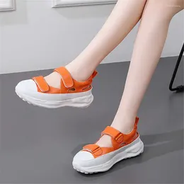 Scarpe casual a basso aumento altezza in spiaggia donna sandalo sandalo da donna pantofole sneaker sport sports offrono quello che è ydx1