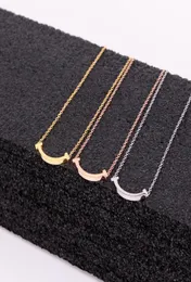 X8-307A Japanese and Korean Temperament Mini Small Double T korta halsband Fashionabla Simple Face ClaVicle Chain Women9179025