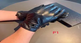 Men Women Designer Gloves Winter Luxury Black Geneine Leather Mittens Brands Fingers Glove Dark Cashmere Insout Touch Screen Mitte4777292