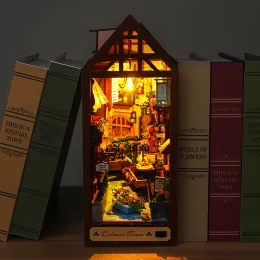 Majsterkowicz drewniana książka Nook Shelf Selt Insert Miniature Fairy Tale Town Showshelf Forest House Dollhouse Bookend