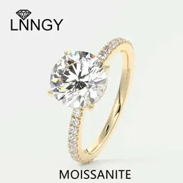 Band Rings Moissanite Kadın Nişan Yüzüğü Orijinal Sertifikasyon 925 STERLING Gümüş Çatal Set Alyans Partisi Takı Hediyeleri J240410