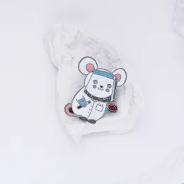 Hanreshe Cute White Mouse Science Medical Brooch Lovely Chemistry Lab Lapel Enamel Rat Pins Badge Jewelry Gift for Doctor Nurse
