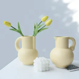 Flower Vase Ergonomic Handle Spout Design Plant Pot Easy To Refill French Style Living Room Coffee Table Ceramic Vase Home Decor