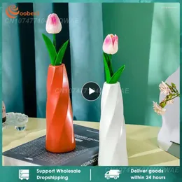 Vases Flower Vase Simple Light Weight Home Decoration Full Of Artistic Atmosphere Soft European